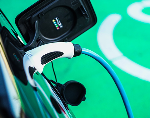 Híbrido e híbrido plug-in: as diferenças