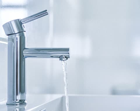 Sabe o que paga entre taxas e impostos?