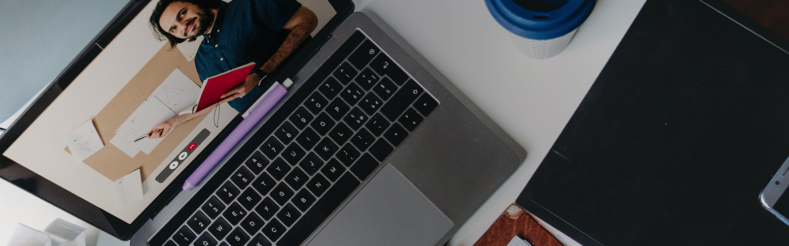 Formação à distância