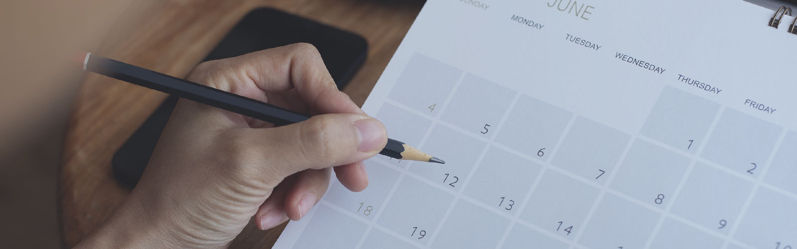 Calendário de exames a ser anotado com lápis