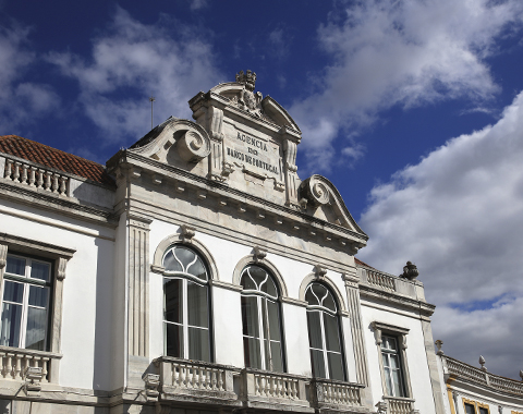 O que fazem hoje as suas agências?